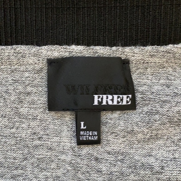 Skirt - Picture 2 of 3